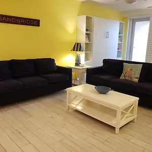 https://the-sanctuary-dolphins-and-daiquiris-110a.hotels-in-virginia-beach.com